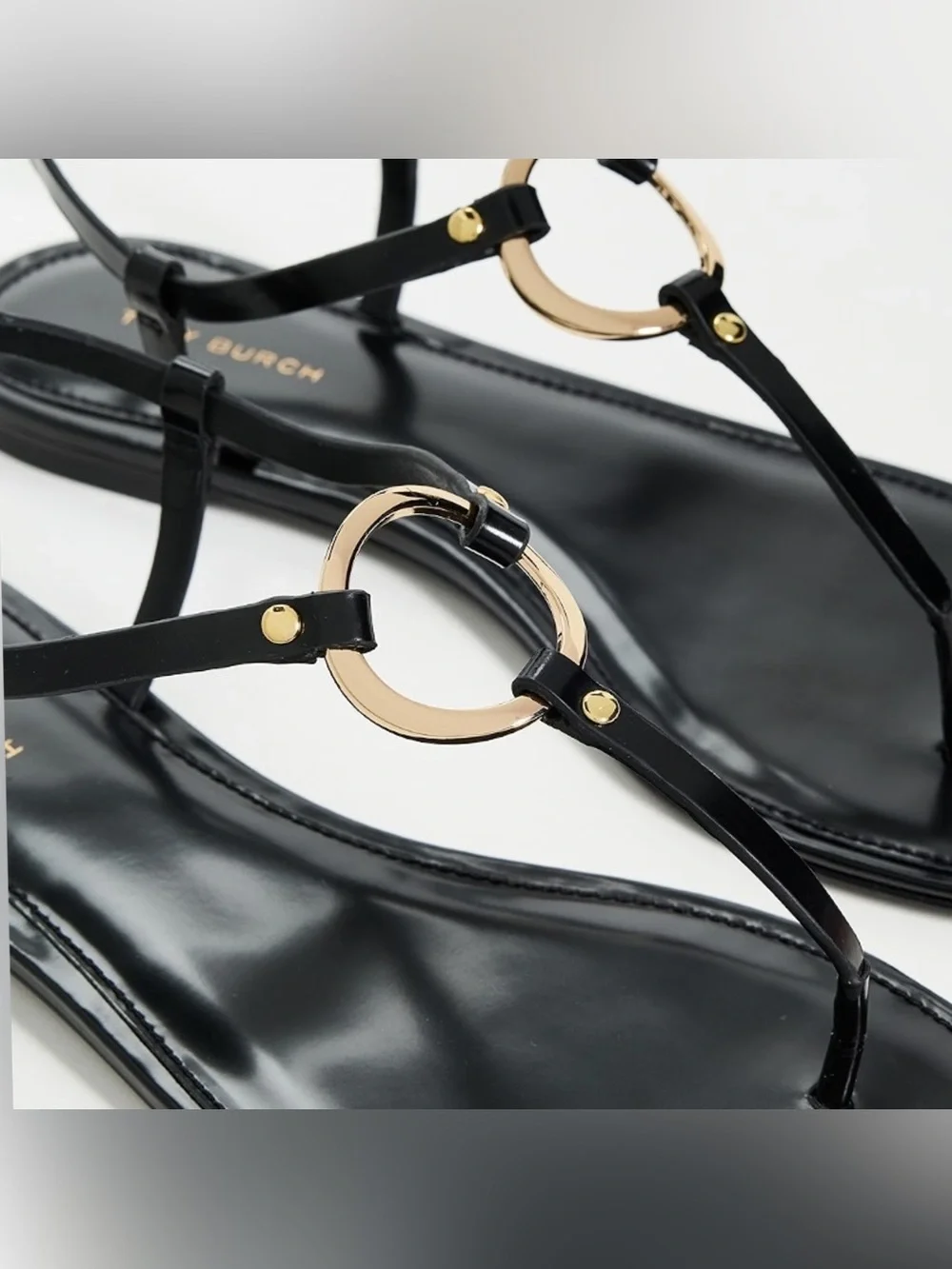 Tory Burch Ring T-Strap Sandal Black/Gold Size 7.5 Like New